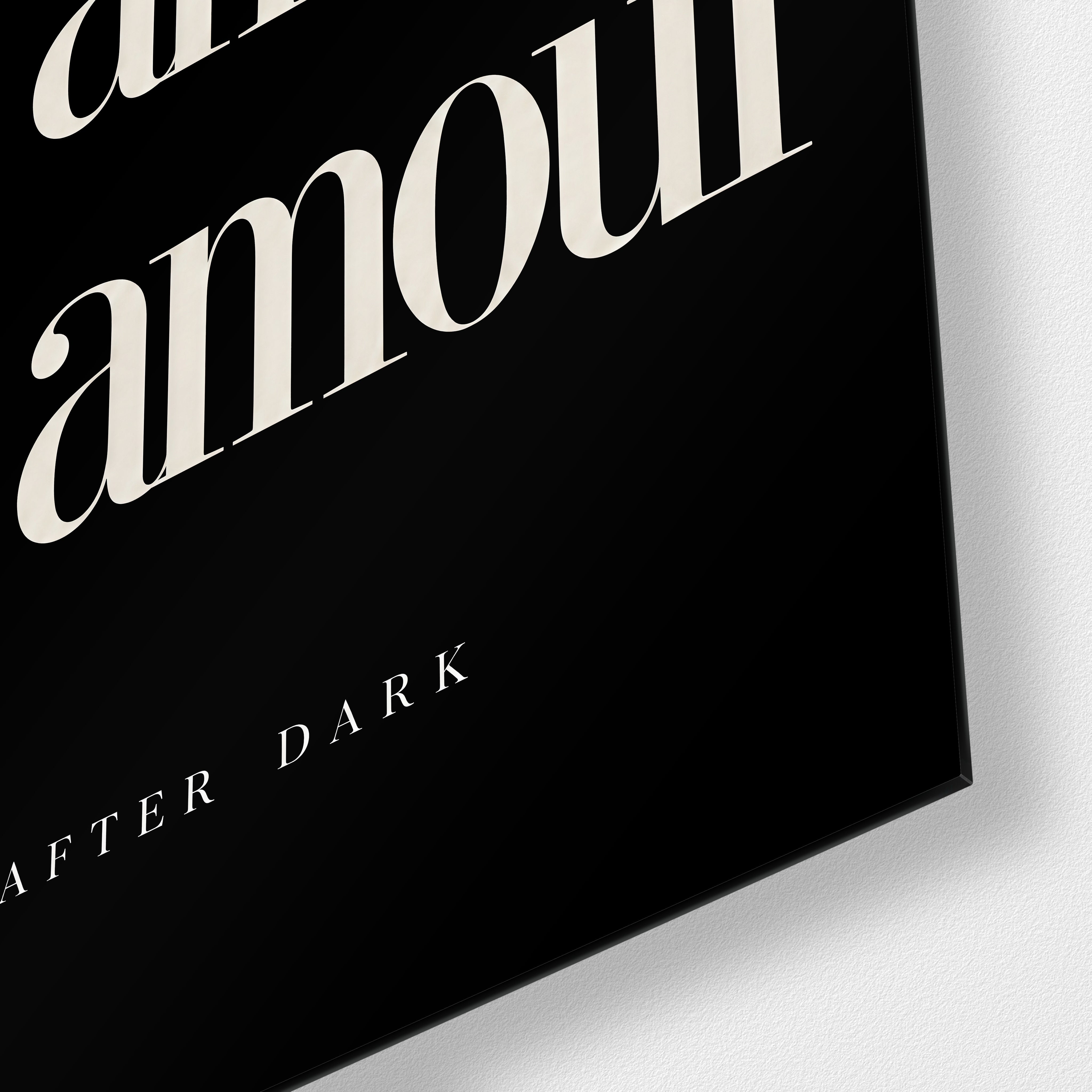 Artdesigna Mon Amour glass wall art close-up with detailed spring-inspired design