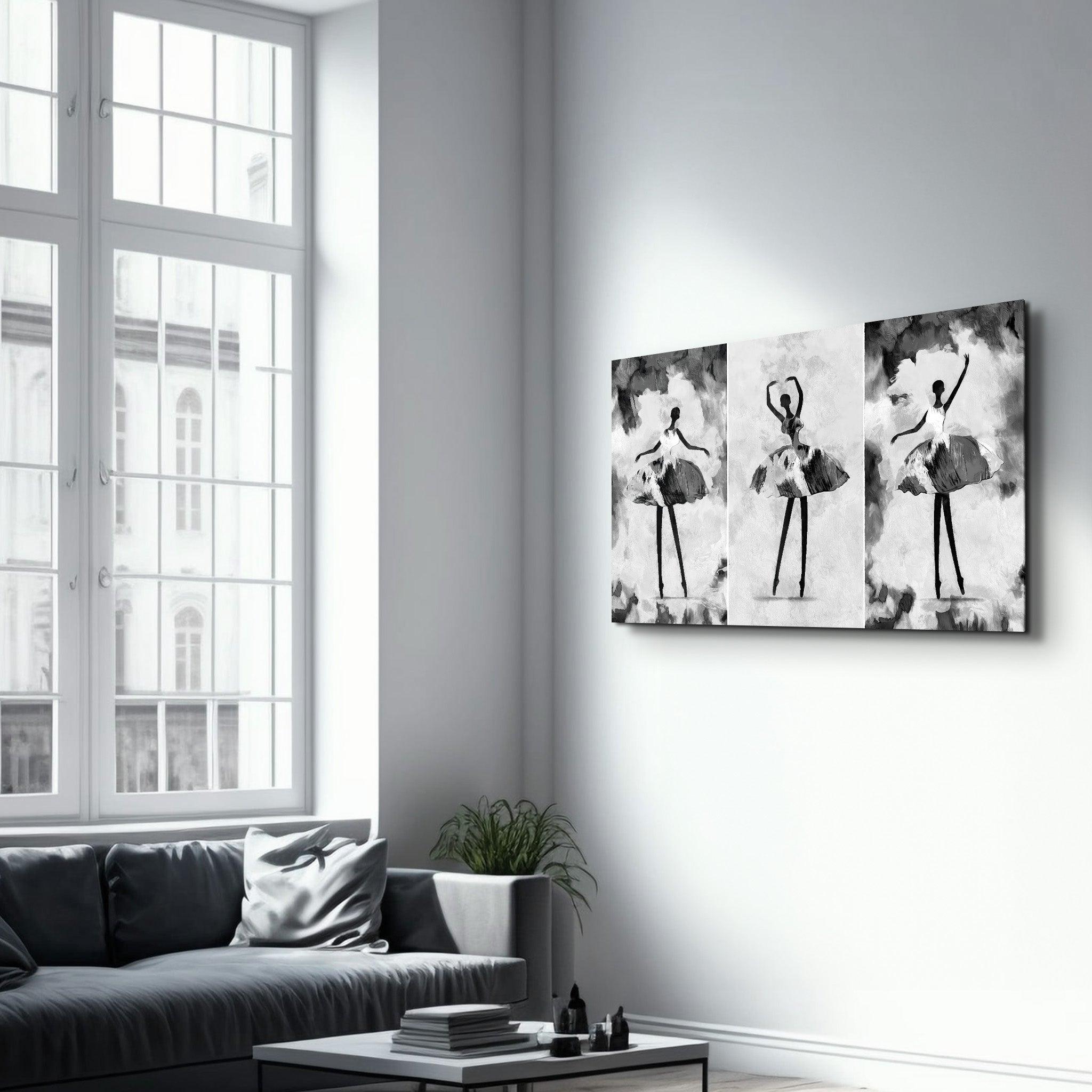 Black and White Ballerina | Glass Wall Art - Artdesigna