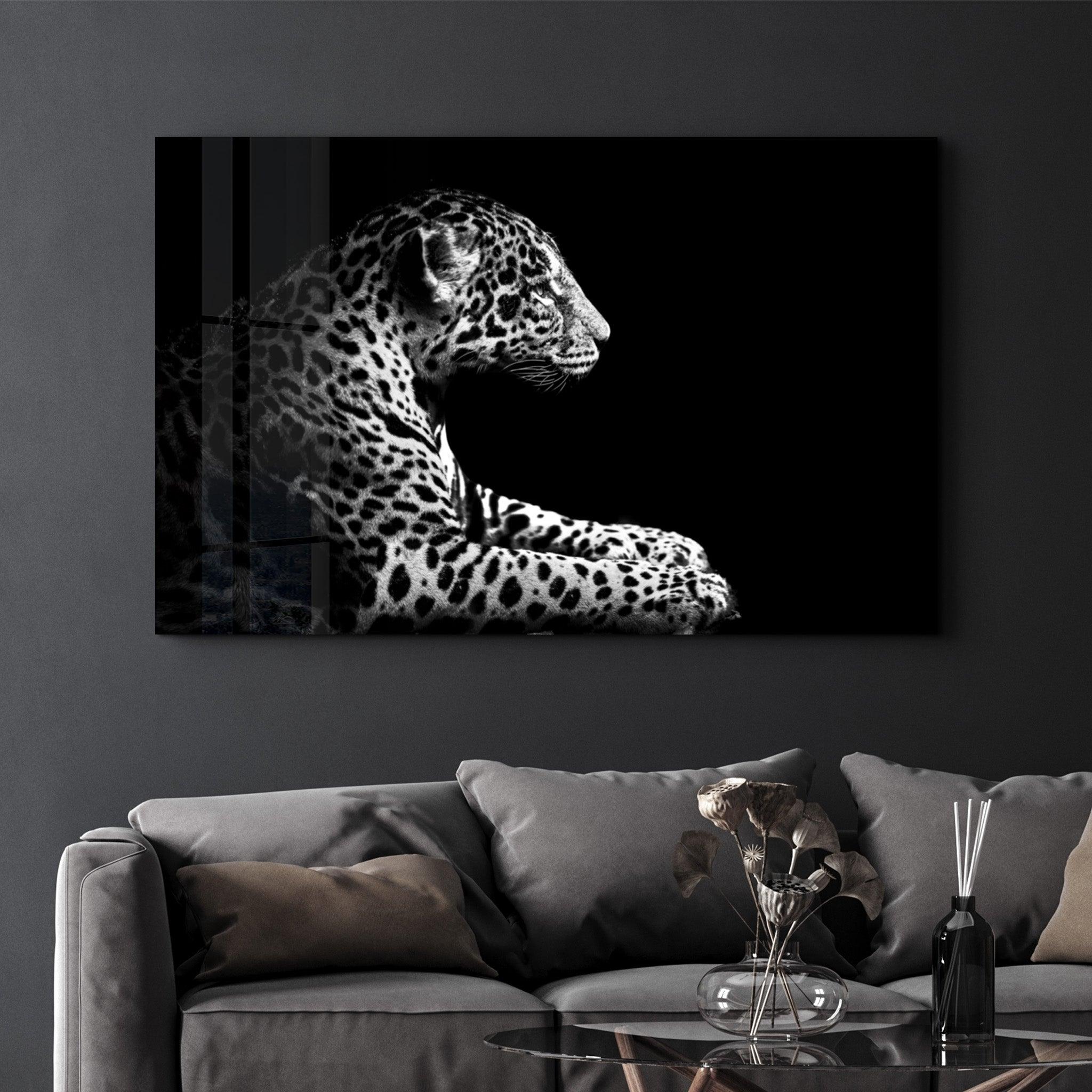 Leopard in Focus | Glass Wall Art - Artdesigna