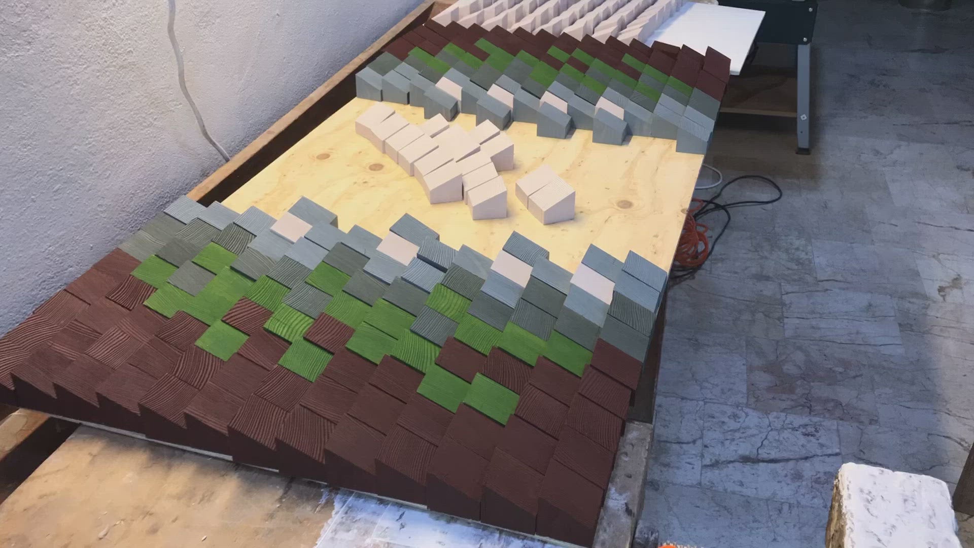 ・"Green Earth"・Premium Wood Handmade Wall Sculpture - Limited Edition