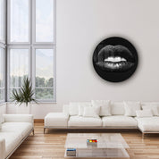・"Black Lips"・Rounded Glass Wall Art - ArtDesigna Glass Printing Wall Art