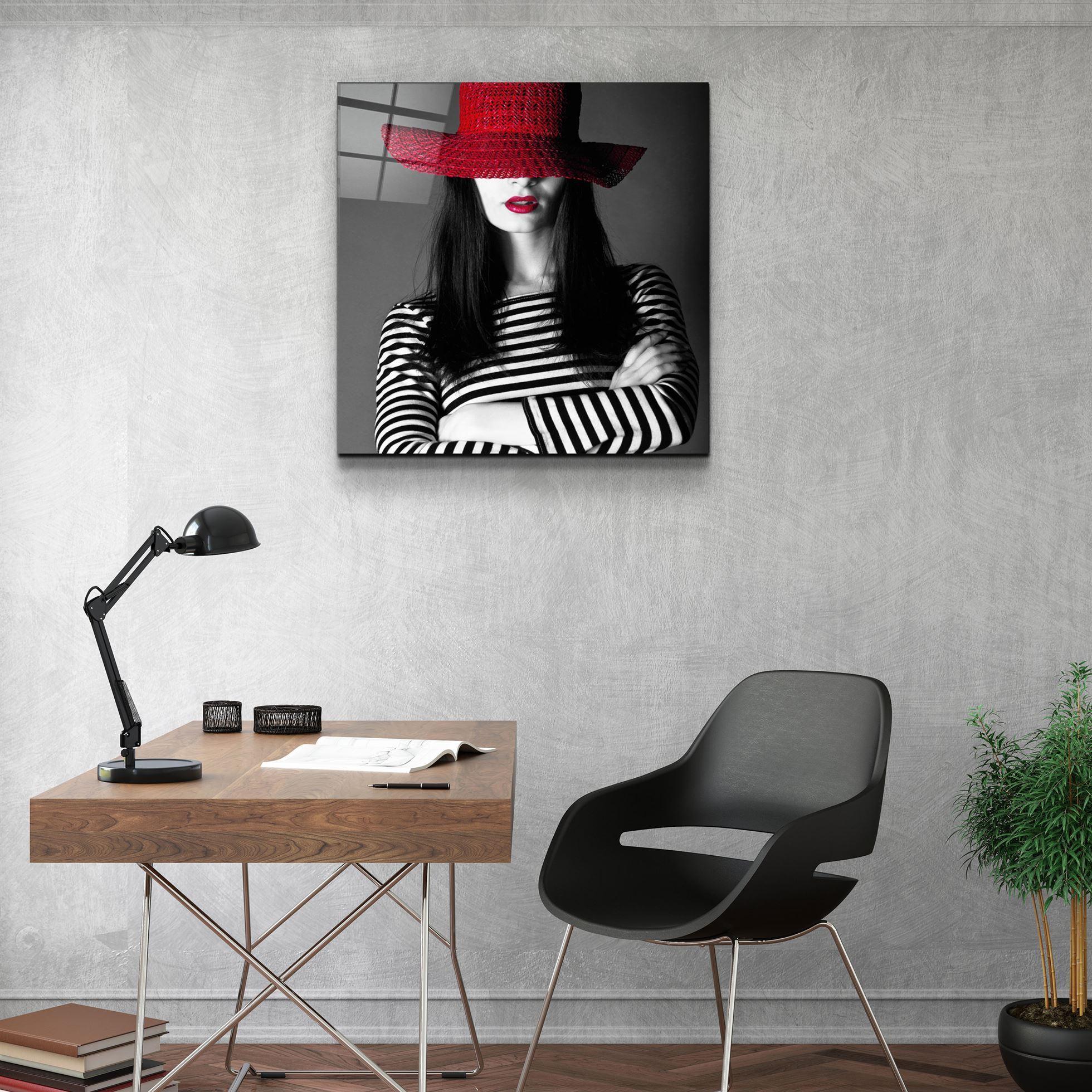 ・"Woman in Red Hat"・Glass Wall Art - ArtDesigna Glass Printing Wall Art