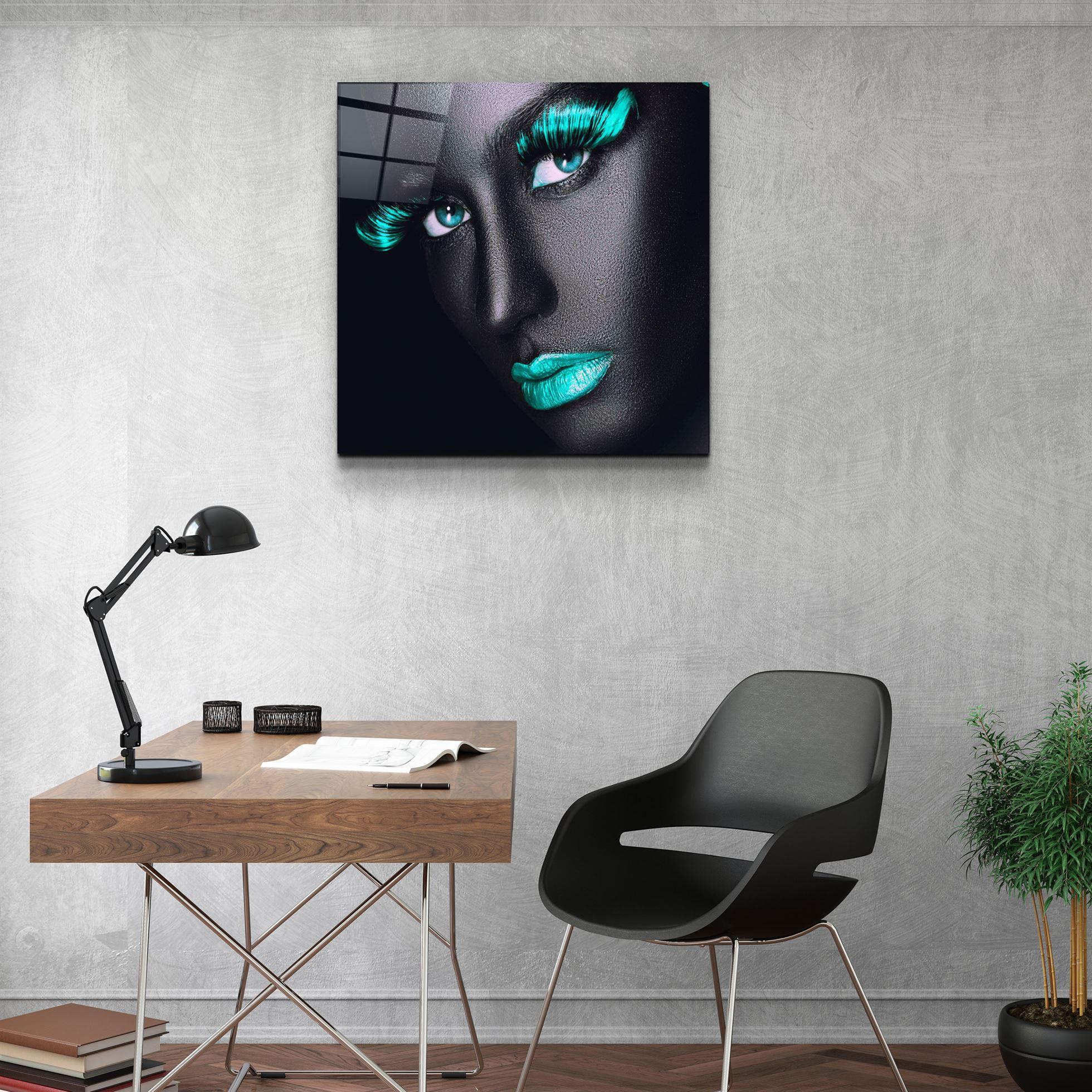 ・"Green Lips and Eyes"・Glass Wall Art - ArtDesigna Glass Printing Wall Art