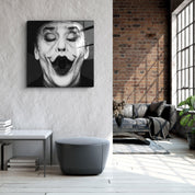・"J.N Joker Performance V2"・Glass Wall Art - ArtDesigna Glass Printing Wall Art